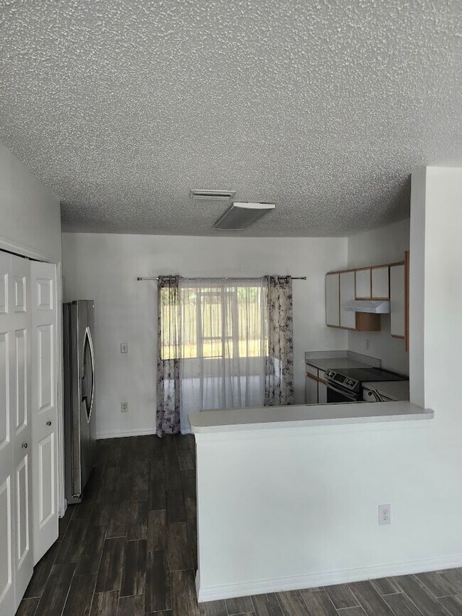 Foto del edificio - 6559 Osprey Lake Cir