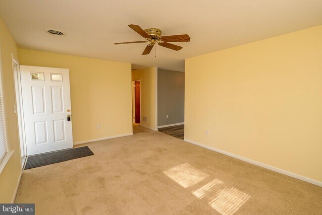 Building Photo - 3885 Harrison Ct