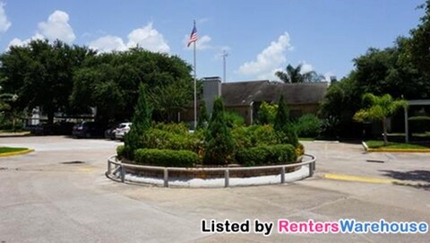 Building Photo - 260 El Dorado Blvd