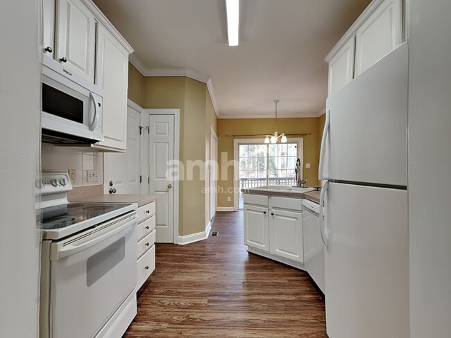 Foto del edificio - 347 Mockingbird Ln