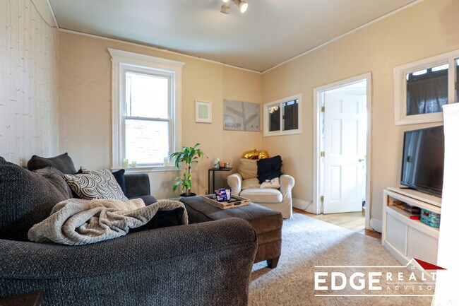 Foto del edificio - 1719 Commonwealth Ave