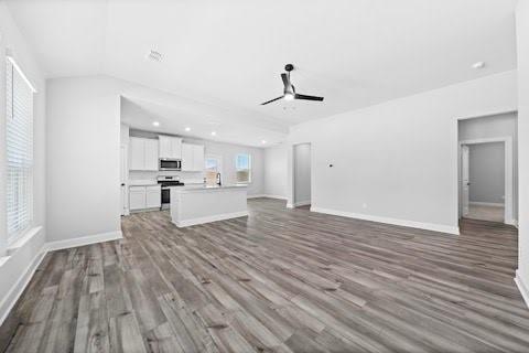 Foto del edificio - 2004 Hardwick Dr