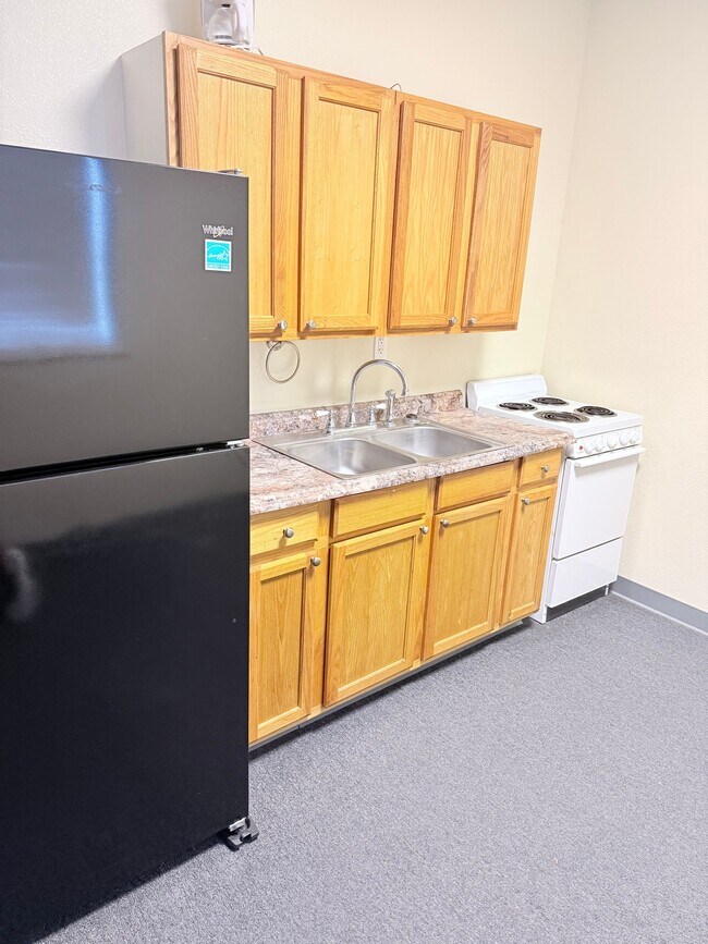 Foto del edificio - Broadway Lofts - All Bills Paid - Downtown Drumright