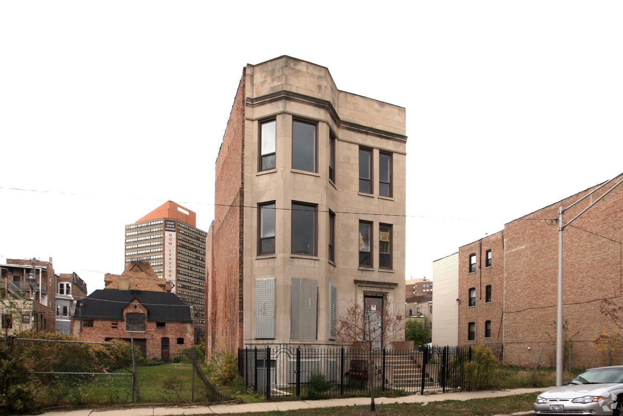 Foto del edificio - 4041 S CALUMET Ave