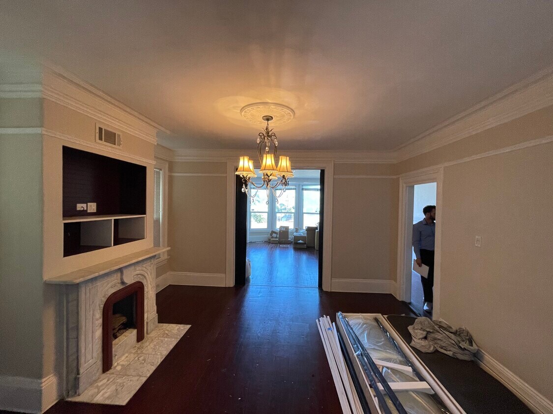 Primary Photo - 2550 Sutter St