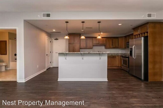 Building Photo - 3 br, 2 bath House - 847 Quarry Rd #208