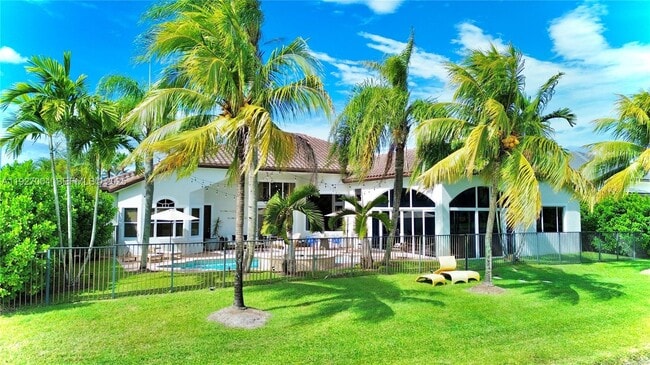 Foto del edificio - 19038 Park Ridge St