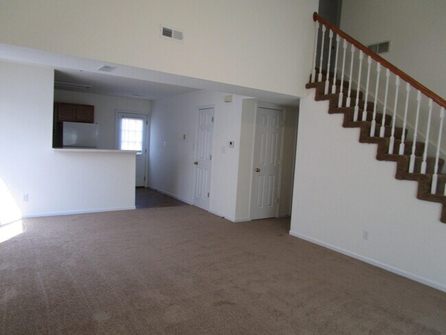 Building Photo - 5003 Betty Jean Way