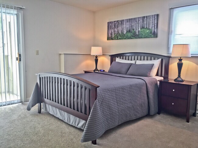 Bedroom - 4678 White Rock Cir