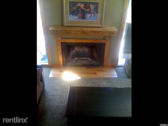 Foto del edificio - 4 br, 3 bath Townhome - 9005 S 3605 E