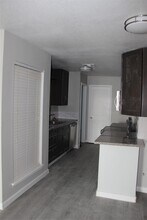 Building Photo - 18800 Egret Bay Blvd
