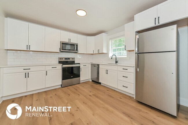 Building Photo - 206 Sandy Hill Rd