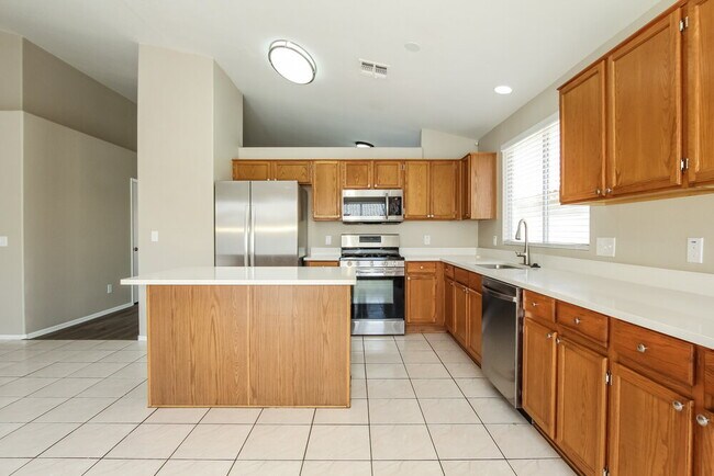 Building Photo - 8783 W Marconi Ave