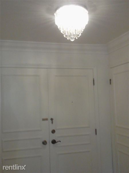 Building Photo - 27330 Arborway Rd