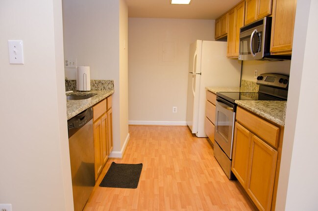 Foto del edificio - 12932A Grays Pointe Rd