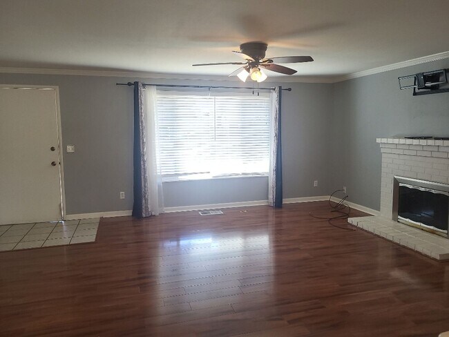 Building Photo - 2956 Waterfield Drive - 3BR, 2BA house in ...