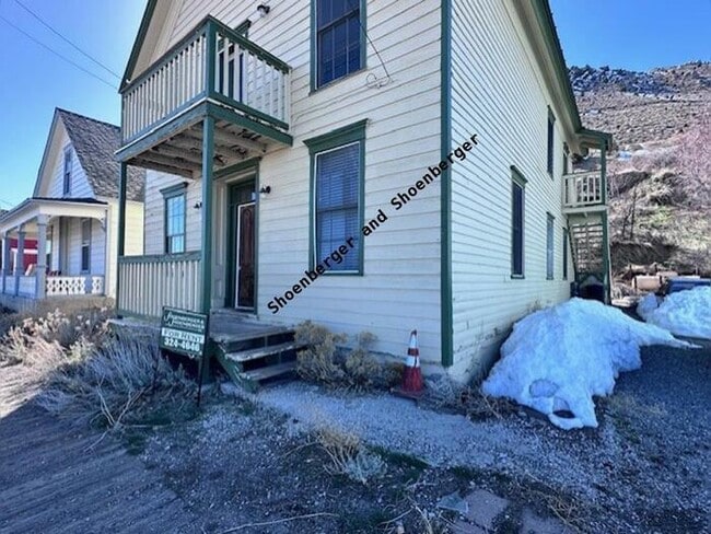 Building Photo - 458 S. C Street A