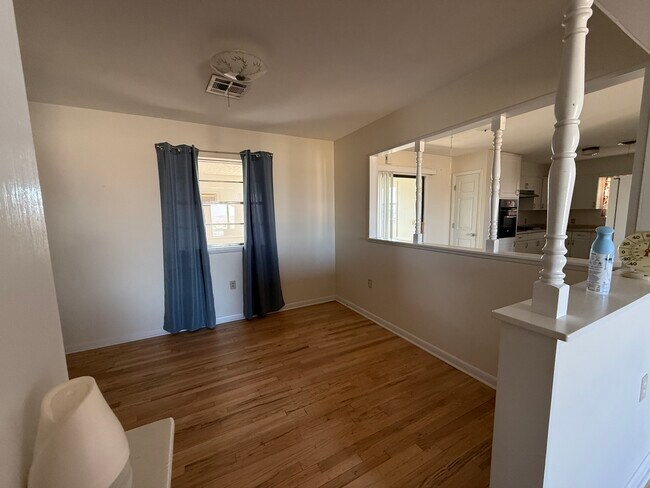 Foto del edificio - Wellston Property