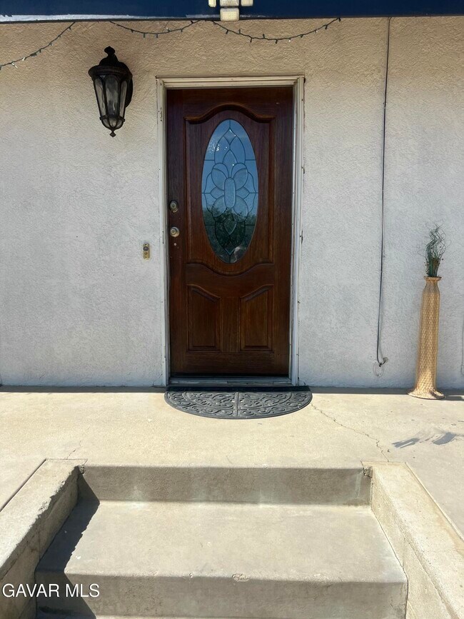 Building Photo - 38725 Jacklin Ave