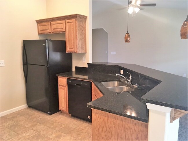 Foto del edificio - 4 Bedroom Home in Fernley, NV