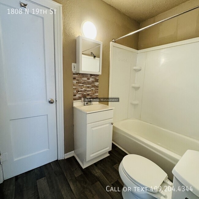 Foto del edificio - 1808 N 19th St