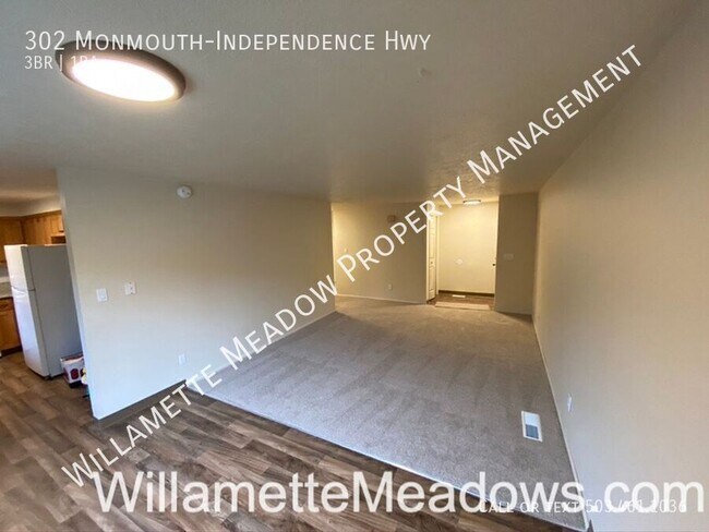 Foto del edificio - 302 Monmouth Independence Hwy