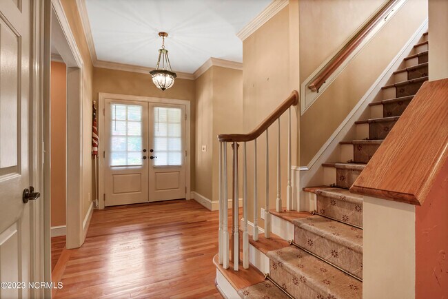 Foto del edificio - 8801 Olympic Ln