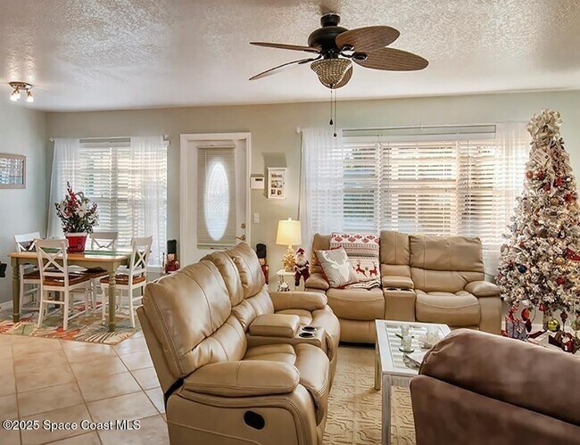 Foto del edificio - 1550 4th Ave