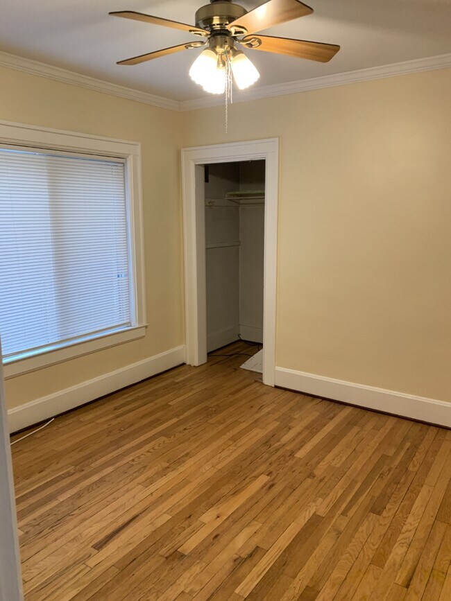 Foto del edificio - 822 Hawthorn Ave