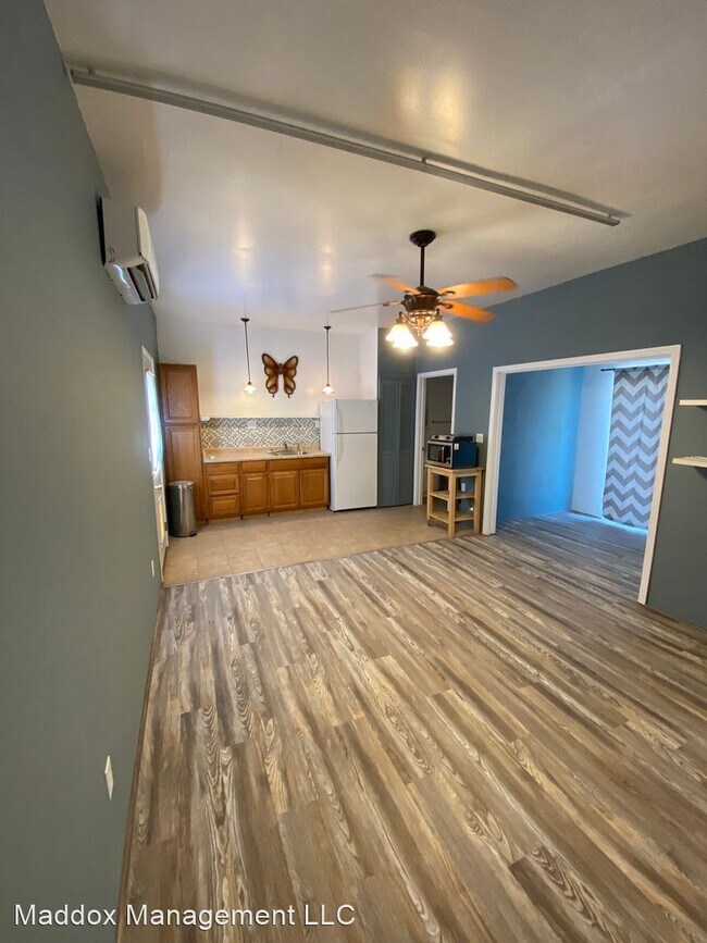 Foto del edificio - 4464 Jupiter St NW