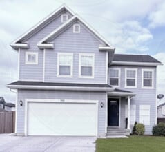 Building Photo - 441 E 260 N