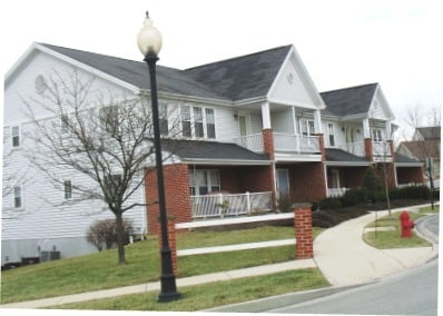 Exterior - 1104 Holliday Hills Dr