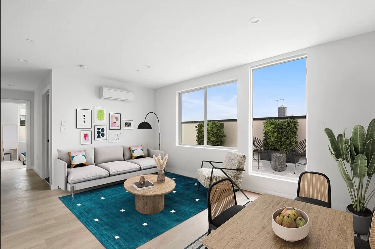 Foto principal - 990 Woodycrest Ave