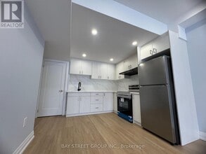 Building Photo - 3422 Braeside Wy