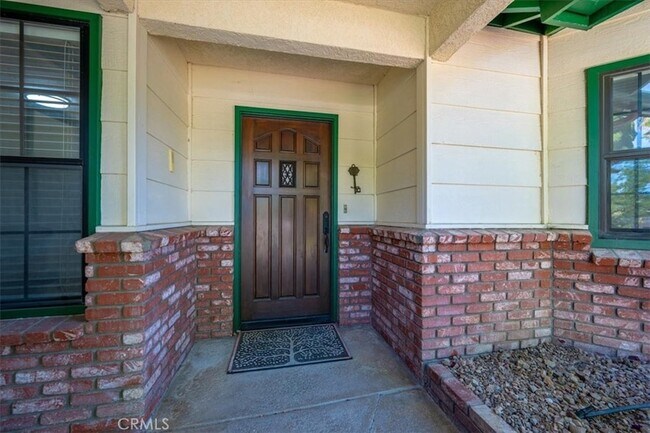 Building Photo - 836 Casals Dr