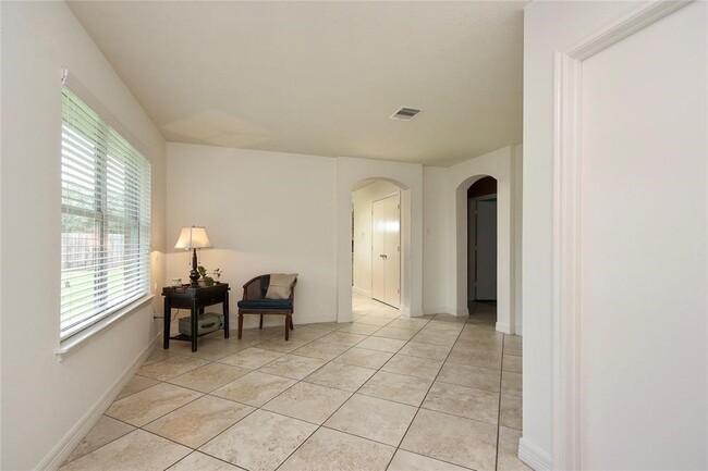 Building Photo - 7202 Kransburg Ranch Dr