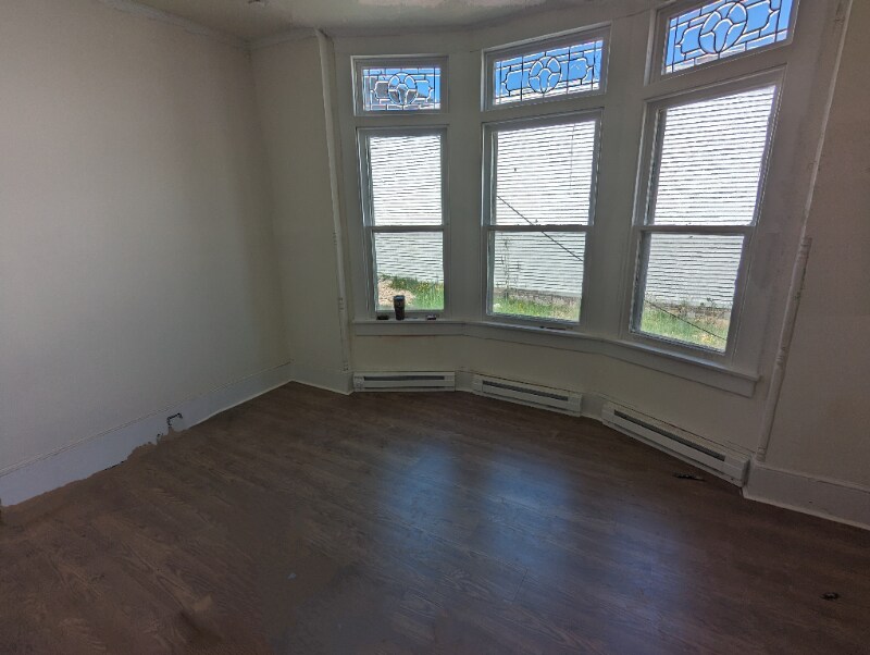0 E Centre St Unit 2, Shenandoah, PA 17976 Room for Rent in