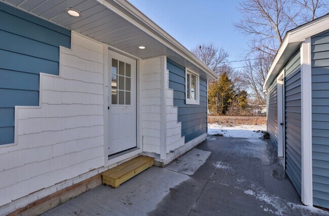 Foto del edificio - 2118-2118 Avalon Cir