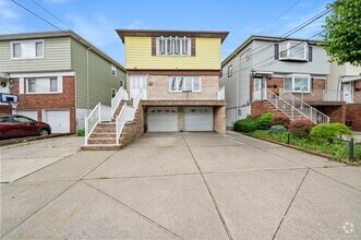 Building Photo - 51 Isabella Ave