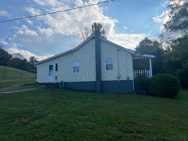 Building Photo - 732 Ford Creek Rd