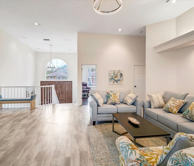 Building Photo - 1200 Tree Bay Ln