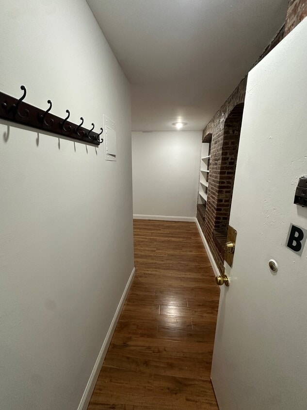 Primary Photo - 22 Creighton St