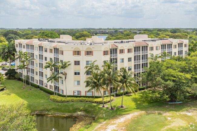 Foto del edificio - Royal Point at Palm Aire