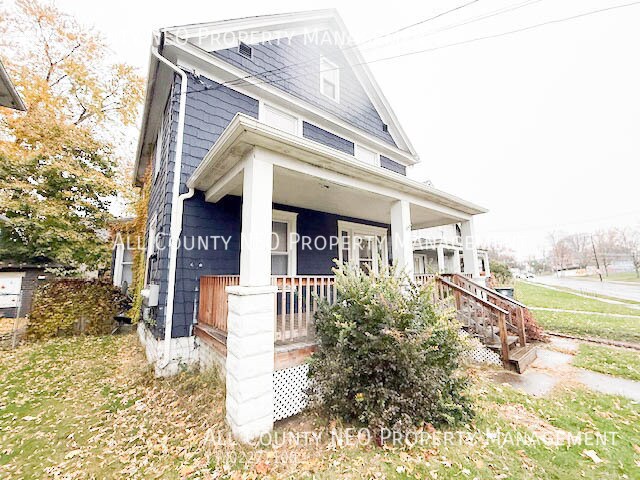 Foto del edificio - 911 Fulton Rd NW