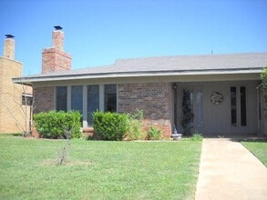 Building Photo - 927 Minter Ln