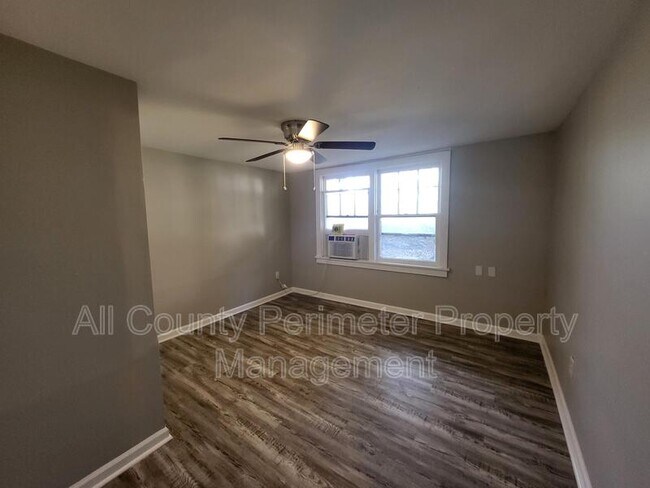 Foto del edificio - 3631 Washington St