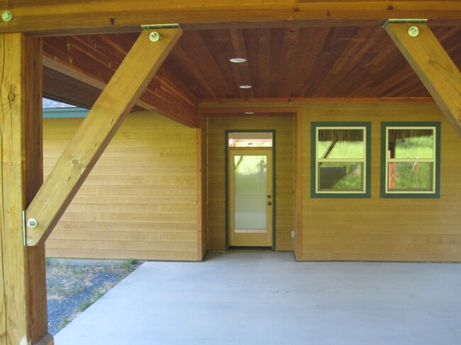 Entry through carport - 1381 Mingo Mountain Rd
