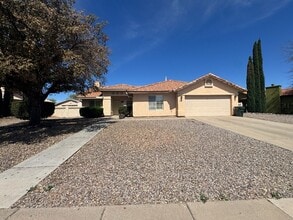 Building Photo - 3817 Camino Arroyo