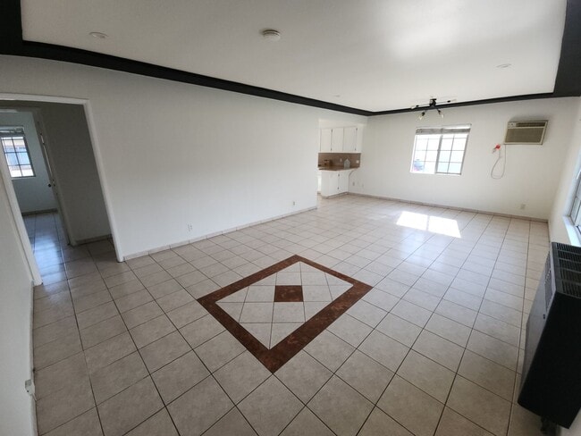 Building Photo - 3bd Home available for rent