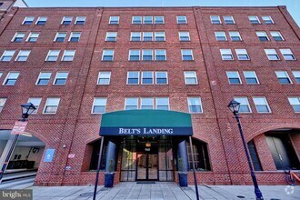Building Photo - 960 Fell St